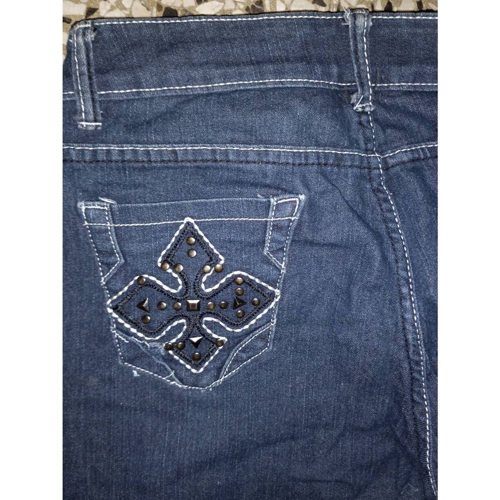 Randomized Jean bundle  - Picture 5 of 16
